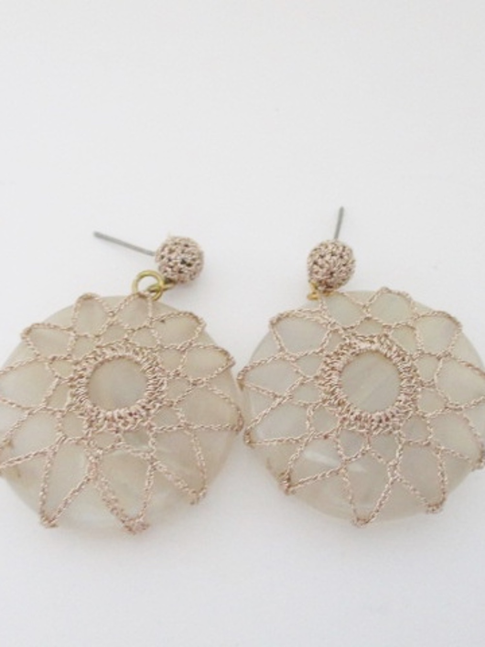 Round Stone Crocheted Earrings